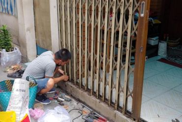 Chi Phí Sửa Cửa Kéo