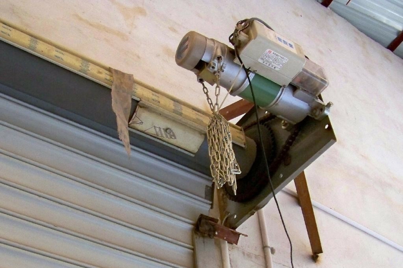 sửa motor cửa cuốn tại nhà