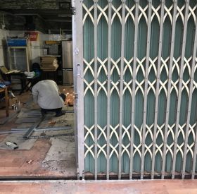Sửa cửa sắt quận Tân Bình